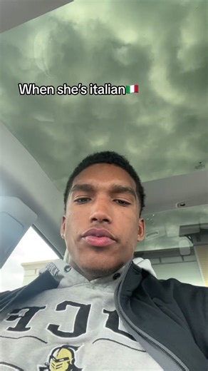 How to Approach Italian Women in Italy - Tips and Tricks