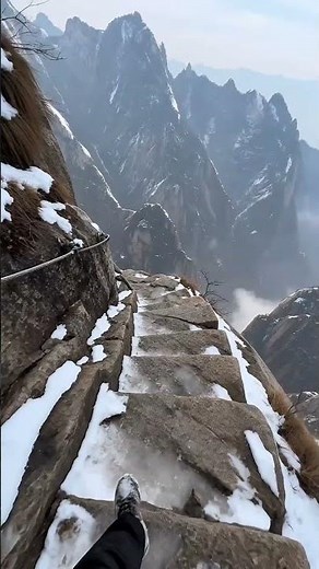 Walking on a Dangerous Snow Mountain Trail | Extreme Hiking Adventure | Edge Walker