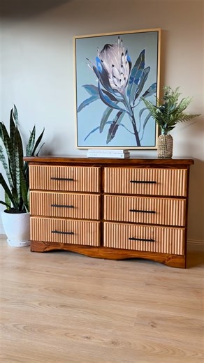 Jade Compston - Refinish With Jade on Instagram: "✨Dresser Makeover✨ Ever looked at a piece of furniture and seen its hidden potential? That’s exactly what happened when I found this old dresser. I was determined to keep its beautiful timber look while adding some contemporary style. 😍 I decided to share this makeover with you through an ASMR video. Starting with a thorough clean and sanding. I selected Tasmanian oak half round dowels to add a fluted design to the drawer fronts. After adding th