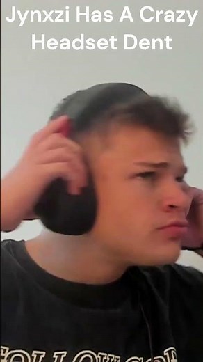 Jynxzi Has A Crazy Headset Dent