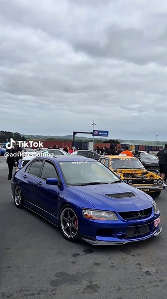 Mitsubishi EVO 9 Showcase: A Car Enthusiast's Dream