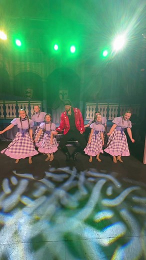 Tik tok dances have started 🤣🤣!! @TLCofDance such a lovely cast this year. #fyp #dance #ileftmyhome