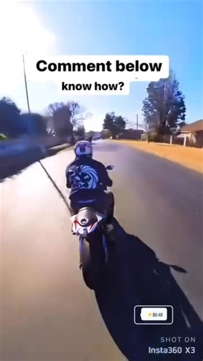 Hand signals that most bikers don't know, what does it mean? #motorcycle #fblifestyle #bikers | Nkosi Tau | Facebook