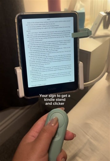 Favourite bookish gift to receive as a girl who reads a lot. My kindle reading set up just got a massive upgrade. #kindlestand #bookgirlytok #kindle #kindlepageturner #readinginbed