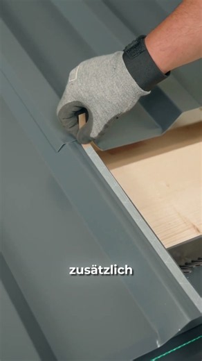 Trapezoidal sheet metal on a flat roof? Watch out for the slope