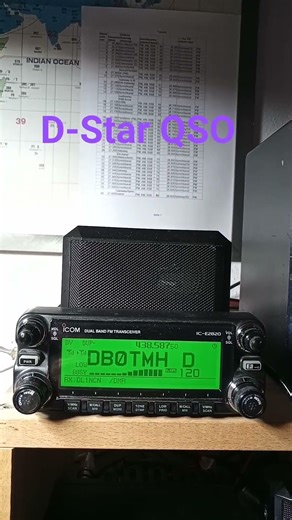 D-STAR QSO on 70 cm Hamradio with Icom IC 2820