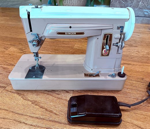 Vintage 1950’s Singer Model 404 Sewing Machine - Etsy UK