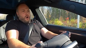 Tesla nous emmène dans un tout autre monde avec la Model S Plaid, là où les voitures électriques sont capables de nous faire vivre des sensations tellement fortes qu’elles nous en donnent mal au ventre. | RPM