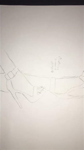 Drawing heels #howtodraw #heels #sketch #sketchbook #pencildrawing #drawingprocess