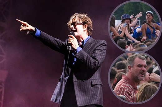 10 photos of cheering fans and Common People from Pulp at Tramlines Festival 2025