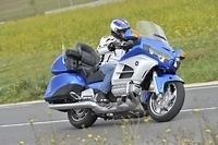 Essai - Honda Gold Wing 2012 : Voyage en classe affaire...