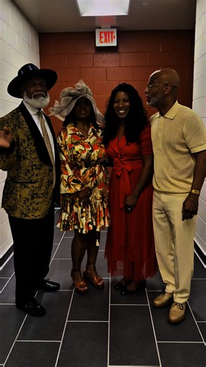The legendary comedian and actor Michael Colyar and his wonderful wife worship with us this morning. “Relationships is the currency of the Kingdom“ ⚓️Bishop Oldes | Vance Oldes
