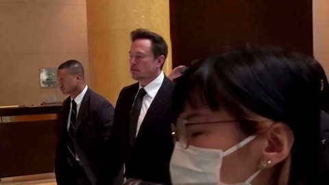 Tesla sales resume fall in European markets in October