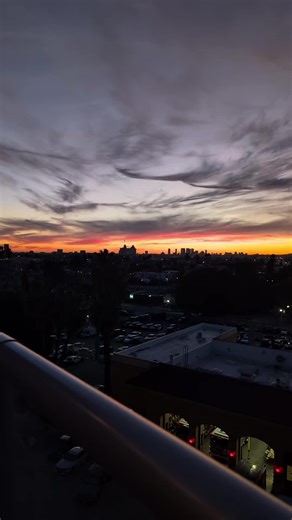 The sunset in LA just hit differently. What's your favorite sunrise or sunset ?