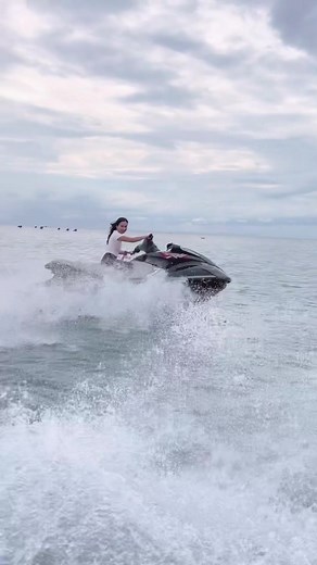 Exciting Jet Ski Riding Techniques for Beginners