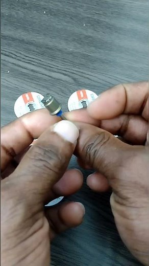 Dremel EZ Lock Cut Off Wheel Unboxing, Installation & Demonstration.