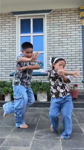 maya bina jibana pani bina badal song video by biyesh purja | jhyam param jhyam param | nepali song
