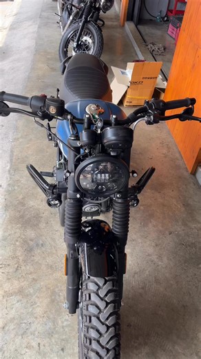 ผลงาน CUSTOM สำนัก WSW CUSTOM BIKEบ้านโป่ง ราชบุรี 086-0542992 โย #wswcustombike #triumph #triumphbobber1200 #triumphscrambleronly #triumphbonneville #triumphcustoms #triumphspeedmaster #triumphscrambler #triumphbobber #triumpbobbercustom ##triumphthruxton #triumphnewt100 #triumpht120 #trumphthailand #royalenfield #royalstyle #royal500enfield #royal350classic #royal650twins #royalthailand #royalenfieldhimalayan #royalenfieldclassic350 | WSW Custom Bike