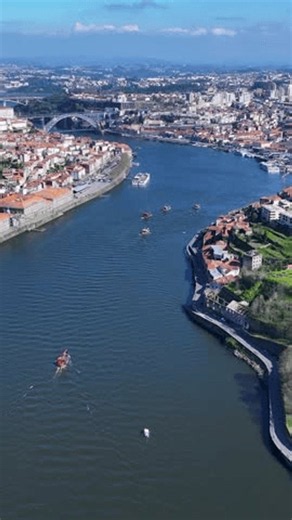 clip-4141003425-porto-skyline-district-portugal-coastal-landscape-douro