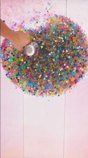 From a Pop to Motion – The Moment Comes Alive