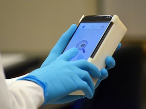 A Smartphone Can Accurately Test Sperm Count