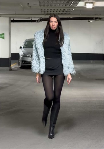 aura #catwalk #runwaywalk #horsewalk #runwaymodel #model | model walk