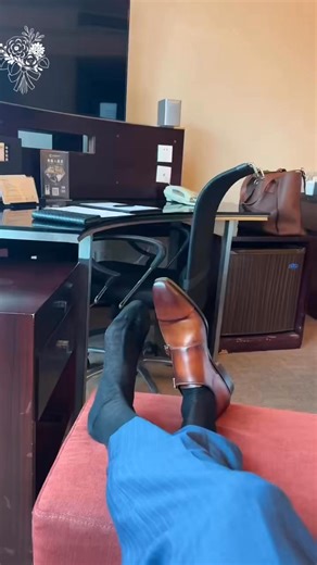 Let's play with socks, slaves. #reelschallengereelschallenge #เปิดค่าการมองเห็นAI #sheersocks | Yikisao Socksplay