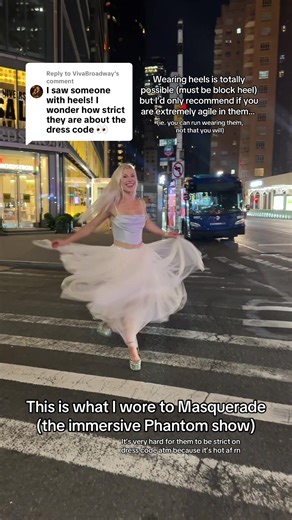 What to Wear to Masquerade: Tips for Comfort and Style