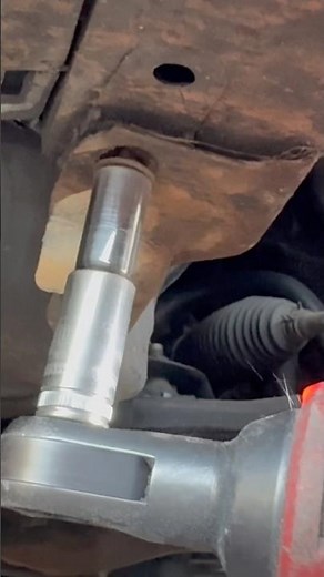 2007-2011 Toyota Camry Front Fender Liner Replacement ‪@ElmoMotorWorks‬