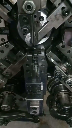 😳 Manufacturing #Shorts #craft #experiment #mechanical #street #lifeisbutadream #duet #highspeed