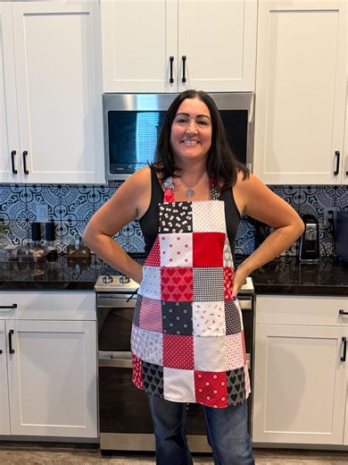 Handmade Patchwork Apron: Valentine's Day Hearts, Reversible Cotton - Etsy