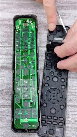 Разбираем пульт Philips 24254902362 #пульт #сборка