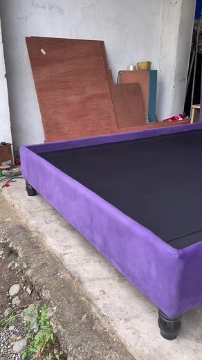 Deep tufted headboard with fully covered bedframe! #upholsteredfurniture #upholsteredbed #upholsteredheadboard #upholsteryinisabela