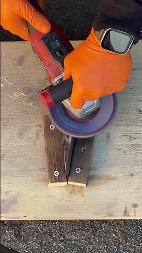 11 Sec Rusty Axe Head Makeover!