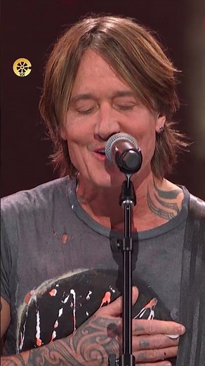 "Raise Em Up" Keith Urban // Opry LIVE
