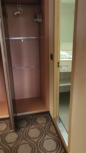 Volendam HAL Suite (Montreal 2024)