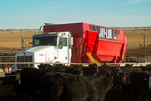 We've acquired MMI International, leading manufacturer of horizontal TMRMixers, delivery boxes, & manure spreaders! Jake Tamminga, President of Jaylor, proudly announced that Jaylor has purchased controlling interest in MMI International Inc. (formerly Mohrlang). MMI is a leading manufacturer of 4 auger horizontal feed mixers, delivery boxes, and manure spreaders, primarily serving the feedlot industry in the USA. “For decades we’ve been die-hard proponents of the vertical auger, and on most ope
