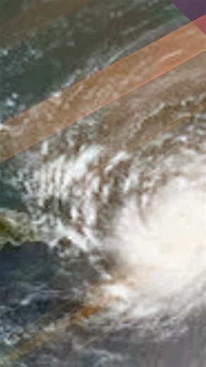 #LasSieteDeLaMañana *Las noticias más destacas de Guerrero en un minuto* Un repaso por los 7 hechos relevantes de las últimas 24 horas en el estado y noticias nacionales relacionadas. 21 de octubre. ----------- 7. Joven estudiante muere tras ataque a balazos en una vivienda en Acapulco ENLACE: https://anews.mx/policiaca/joven-estudiante-muere-tras-ataque-a-balazos-en-una-vivienda-en-acapulco/ 6. Resulta herido encuestador del Inegi durante balacera en La Montaña de Guerrero ENLACE: https://anews