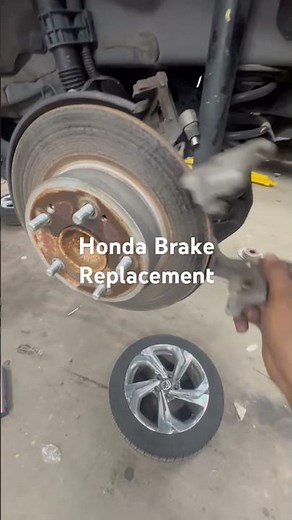 Honda CRV brake rotor and pad replacement #fyp #cars #shortsfeed #automobile #repairs #brakeservice