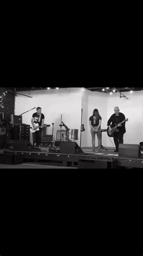 37 reactions | Thinking a lot about the promised land and what it means. At least it means going somewhere together. Pilgrimage. Here’s a bit of it thanks to the Spring-nuts Springsteen fanclun and some crowd work by Ails. If you’re that singer let us know! #springsteen SPRING-NUTS | December | Facebook