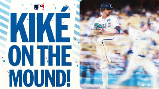 Enrique Hernández closes out win