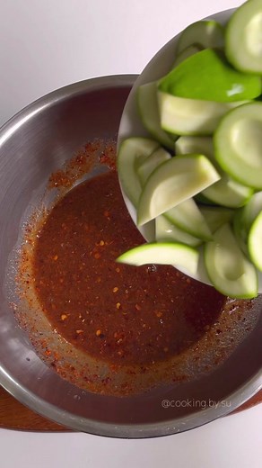 ผลไม้รวมคลุกกะปิหวาน แซ่บสุดๆ เพียงแค่คลุก