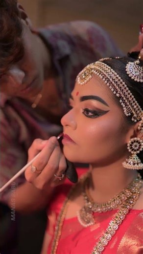 Stage pe jaane se pehle ek secret transformation…#trending #makup #instareels #viral