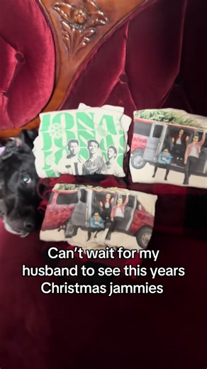 Should I post his reaction lol @Nick Jonas @joejonas @Kevin Jonas @Jonas Brothers #jonasbrothers #jobros #jonas #christmas #averyjonaschristmas