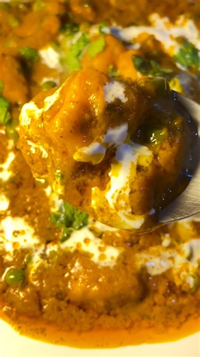 “Paneer lovers… this one’s for you 😳🧀Itna creamy, itna rich… ghar pe hi restaurant wali feeling 👀