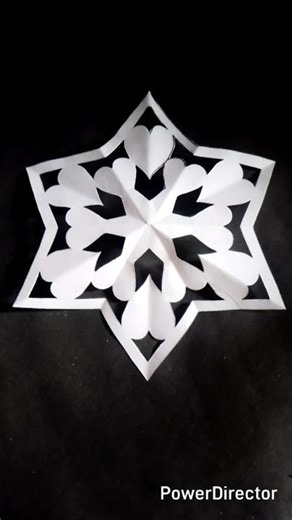 Easy beautiful paper snowflake ❄️❄️ #homemadepapercraft #papercrafts #like❤️ #click2papercraft #art