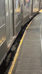 The “Moving Platforms” at 14 St - Union Sq #NYCSubway #NYC #NewYorkCity | NYC Subway Life