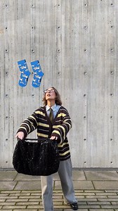 So... if socks were falling from the sky, and we were holding a bag, it would look something like this 👾 Catch yours: https://happysocks.visitlink.me/tJAoLX 🔗 | Happy Socks