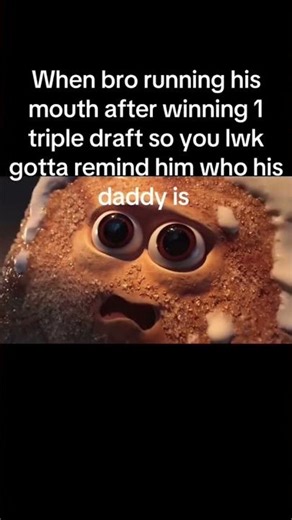 Bro low key getting smacked #clashroyalememes