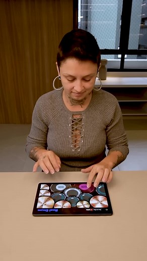 (5.Ara.0511)Bass like nobody’s watching! Can you keep up the rhythm?